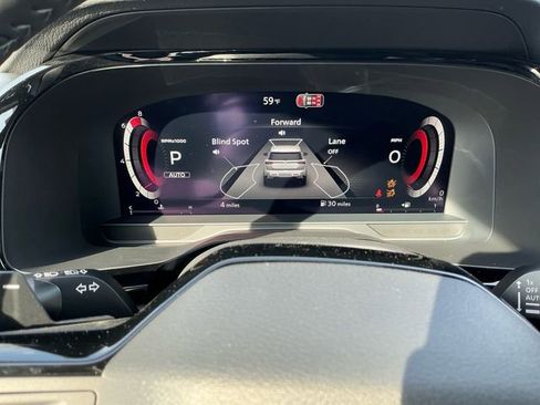 New 2026 Nissan Pathfinder Platinum image 24