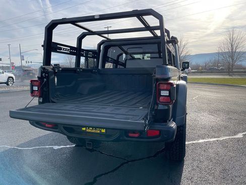 Used 2020 Jeep Gladiator Rubicon image 13