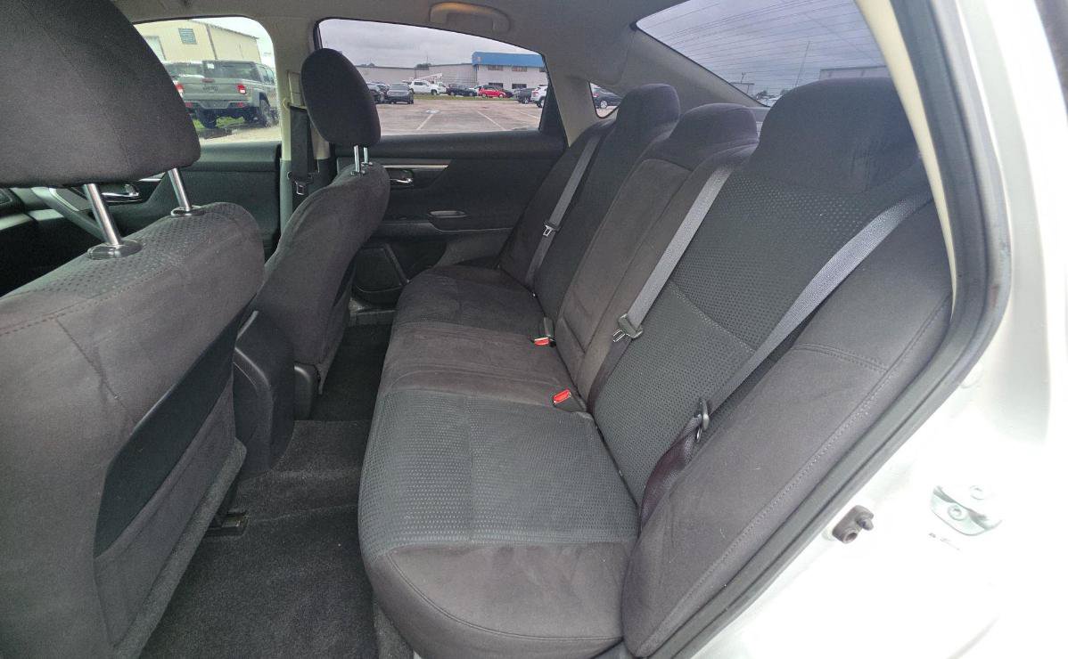 Used 2014 Nissan Altima 2.5 S FWD image 13
