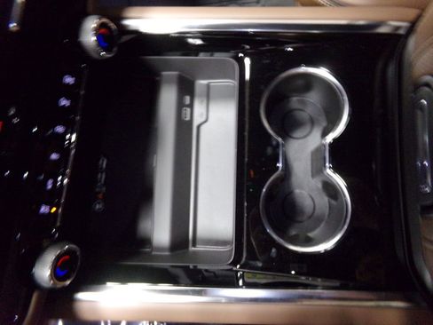 New 2026 Chevrolet Tahoe High Country image 21