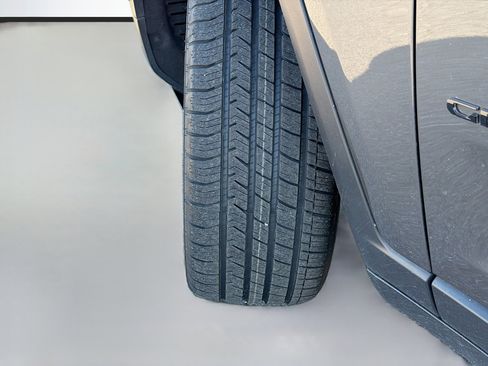 Used 2022 Jeep Grand Cherokee Altitude image 41