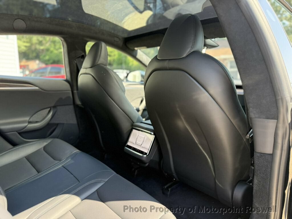 Used 2026 Tesla Model S AWD/4WD image 19