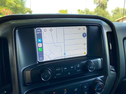 Used 2018 Chevrolet Silverado 1500 LT AWD/4WD image 62