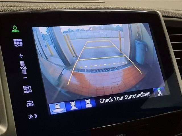 Used 2016 Honda Pilot Elite image 9