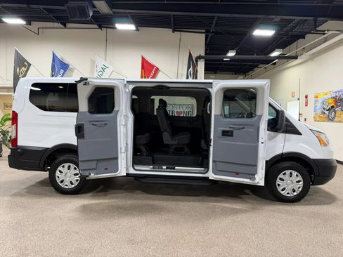 Used 2019 Ford Transit 350 XLT RWD image 26