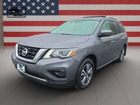 Used 2018 Nissan Pathfinder S AWD/4WD image 1