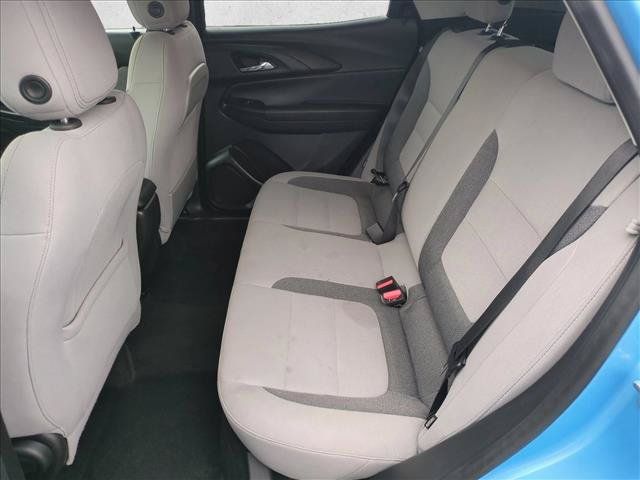 Used 2025 Chevrolet TrailBlazer LT AWD/4WD image 17
