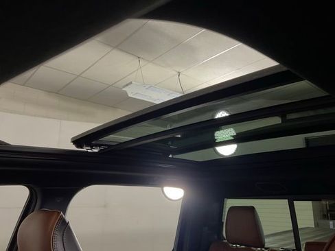 Used 2024 RAM 1500 Limited AWD/4WD image 17