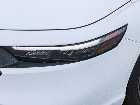 Used 2024 Honda Accord EX image 5