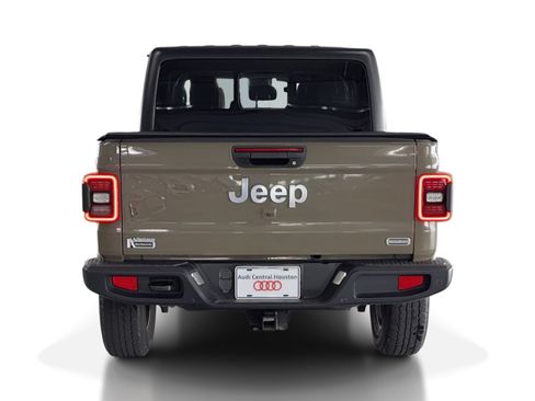 Used 2020 Jeep Gladiator Overland image 10
