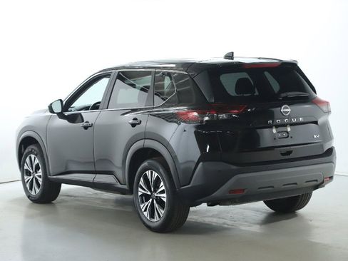 Used 2023 Nissan Rogue SV image 39