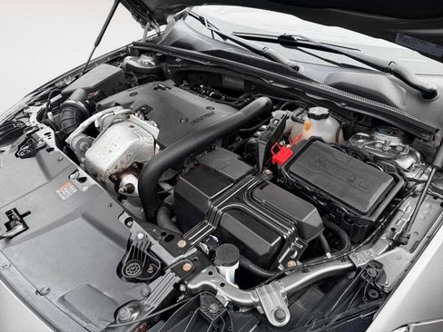 Used 2019 Buick Regal Essence w/ Driver Confidence Package I image 31