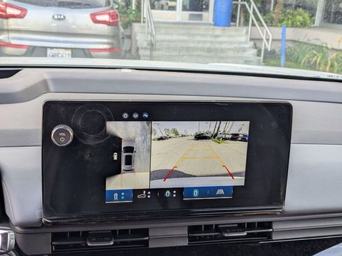 Certified 2024 Honda Prologue Elite image 6