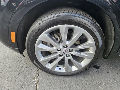 Certified 2023 Buick Envision Avenir image 32