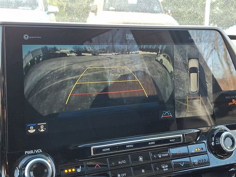 Used 2022 Toyota Highlander Limited image 19