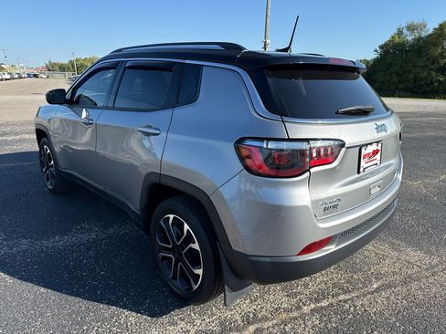 Used 2022 Jeep Compass Limited AWD/4WD image 5