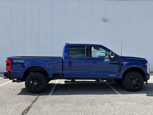 New 2026 Ford F350 Lariat w/ Black Appearance Package image 6