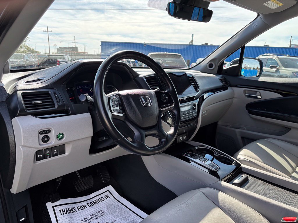 Certified 2019 Honda Pilot Touring image 10