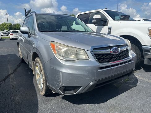 Used 2014 Subaru Forester 2.5i Premium w/ All-Weather Package AWD/4WD image 2