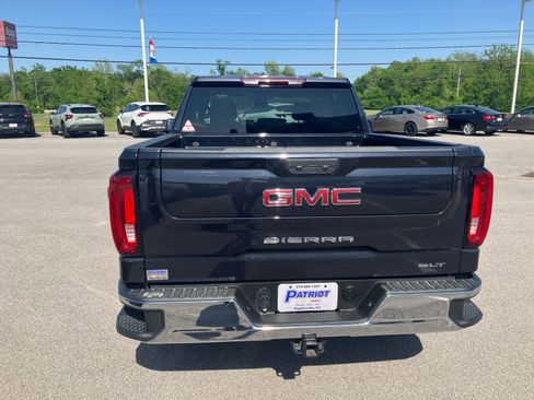 Used 2024 GMC Sierra 1500 SLT AWD/4WD image 6