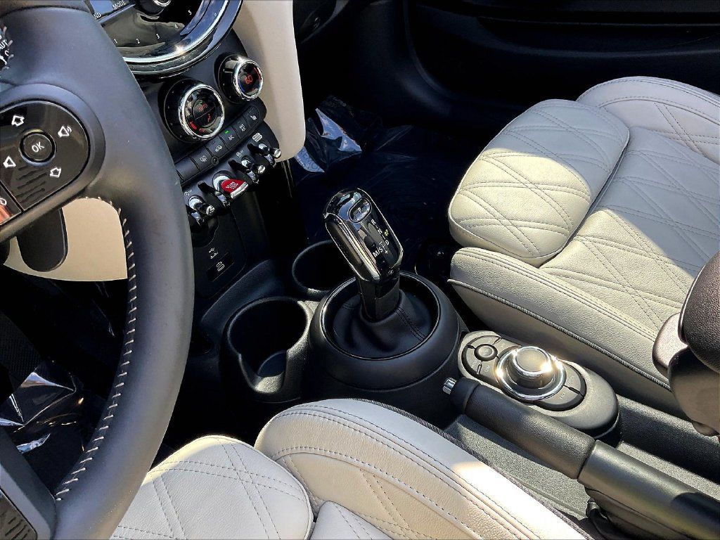 Used 2024 MINI Cooper S FWD image 17