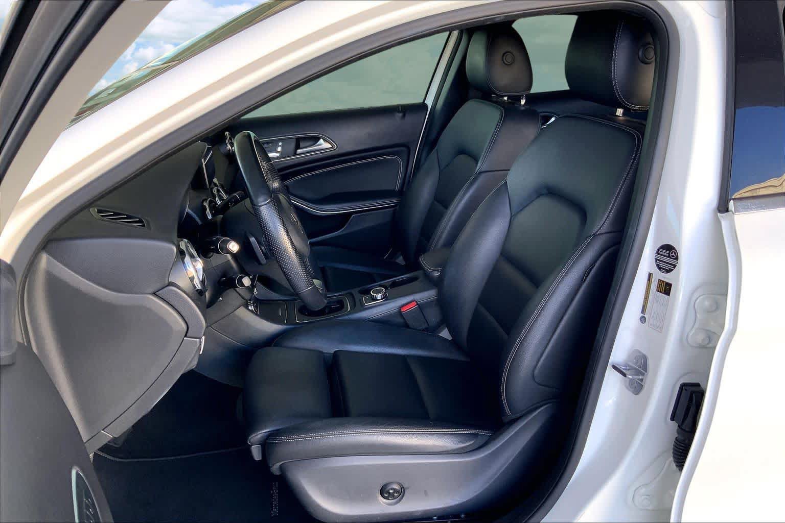 Used 2019 Mercedes-Benz GLA 250 4MATIC image 11