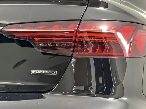 Used 2024 Audi A4 2.0T Premium w/ Convenience Package image 24