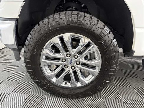Used 2025 Ford F150 Lariat w/ Equipment Group 502A High AWD/4WD image 9
