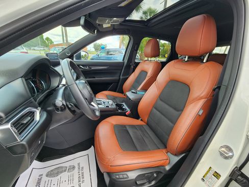 Used 2024 MAZDA CX-5 Carbon Edition image 10