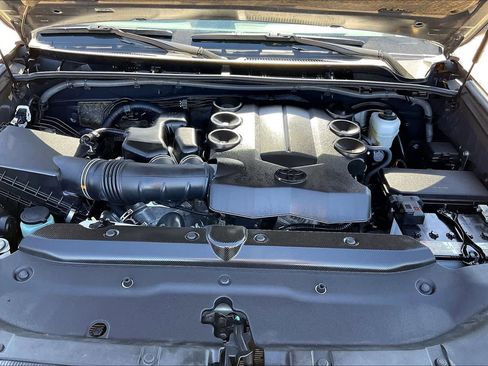 Used 2024 Toyota 4Runner SR5 image 9