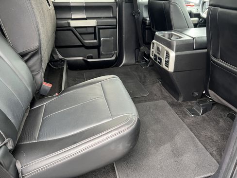 Used 2018 Ford F150 Lariat w/ Equipment Group 502A Luxury image 18