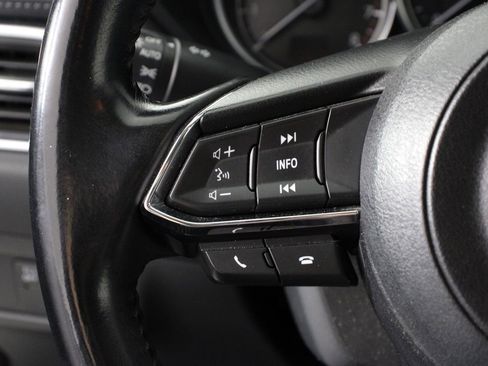 Used 2018 MAZDA CX-5 Touring image 10