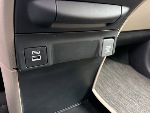 Used 2023 Honda Odyssey EX-L image 31