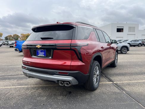 New 2026 Chevrolet Traverse LT w/ Enhanced Driving Package image 3