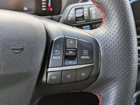 Used 2024 Ford Escape ST-Line image 21