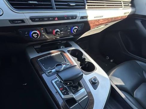 Used 2019 Audi Q7 2.0T Premium w/ Cold Weather Package image 14