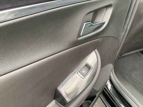 Used 2018 Chevrolet Impala Premier w/ Premier Convenience Package FWD image 34