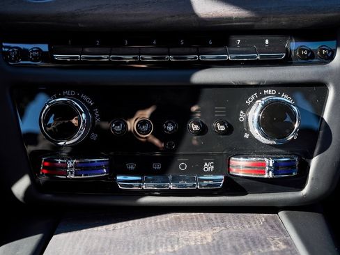 Used 2025 Rolls-Royce Ghost image 73