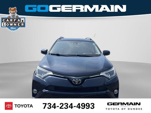 Used 2018 Toyota RAV4 XLE w/ Plus Extra Value Package AWD/4WD image 2