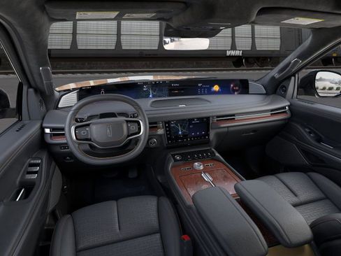 New 2026 Lincoln Navigator Black Label AWD/4WD image 9