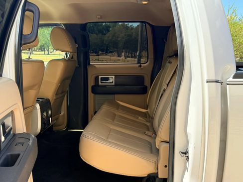 Used 2014 Ford F150 Lariat w/ Equipment Group 501A Mid RWD image 11