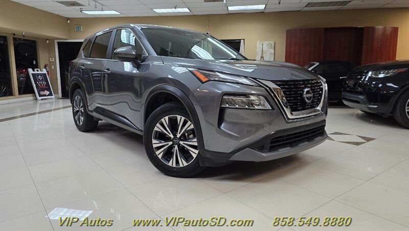 Used 2023 Nissan Rogue SV FWD image 1