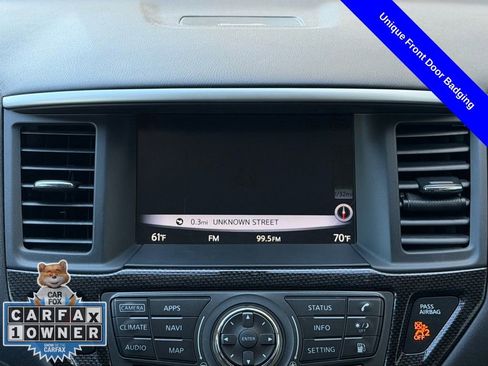 Used 2019 Nissan Pathfinder SL image 14