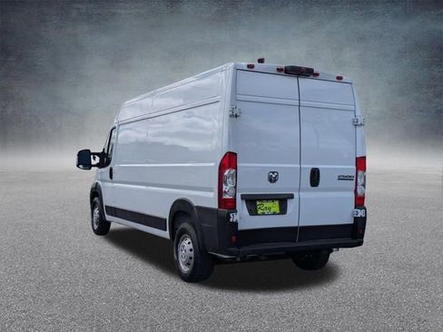 Used 2023 RAM ProMaster 2500 FWD image 7