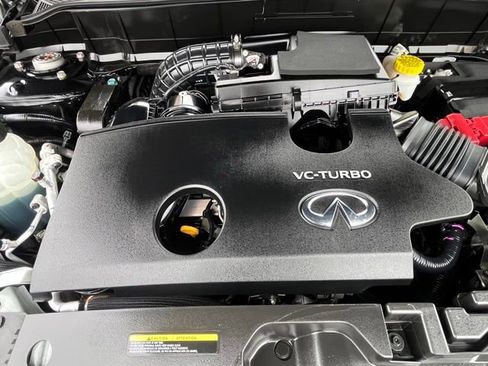 Certified 2025 INFINITI QX50 Luxe w/ Accent Package AWD/4WD image 30