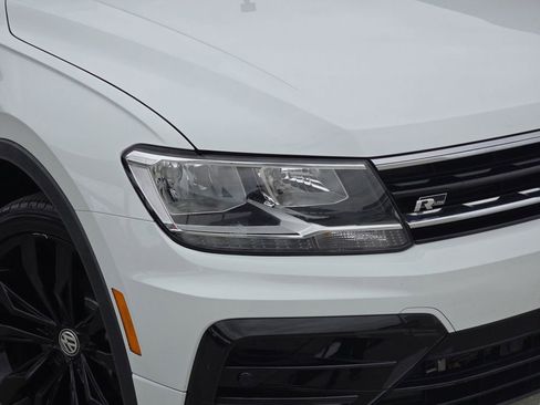 Used 2021 Volkswagen Tiguan SE R-Line FWD image 35