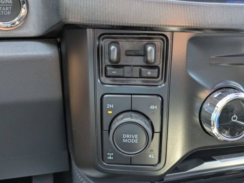 New 2026 Ford F250 Platinum AWD/4WD image 17
