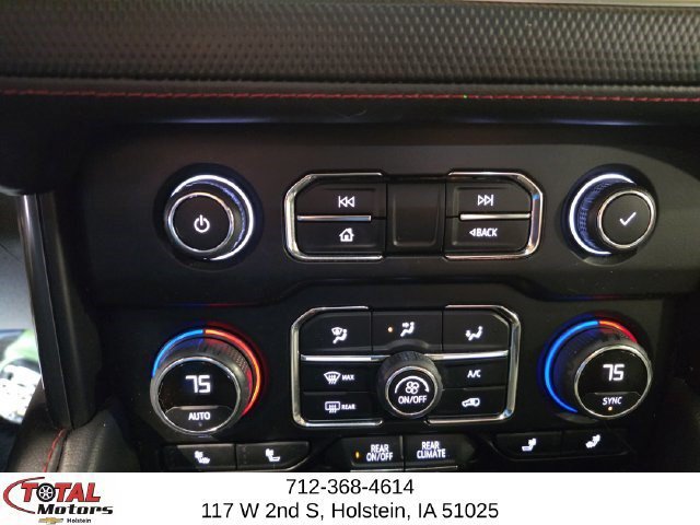 Used 2021 Chevrolet Suburban RST w/ Rear Media and Nav Package AWD/4WD image 18