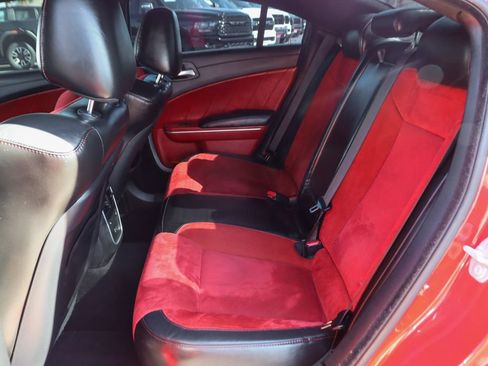 Used 2022 Dodge Charger Scat Pack RWD image 38