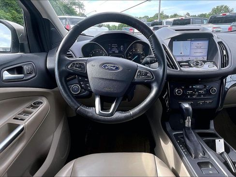 Used 2017 Ford Escape Titanium AWD/4WD image 5